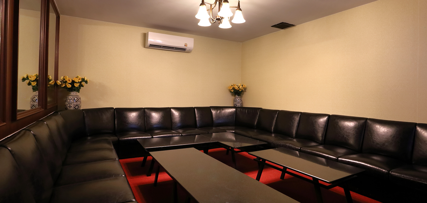 1st floor private room with sofa seating