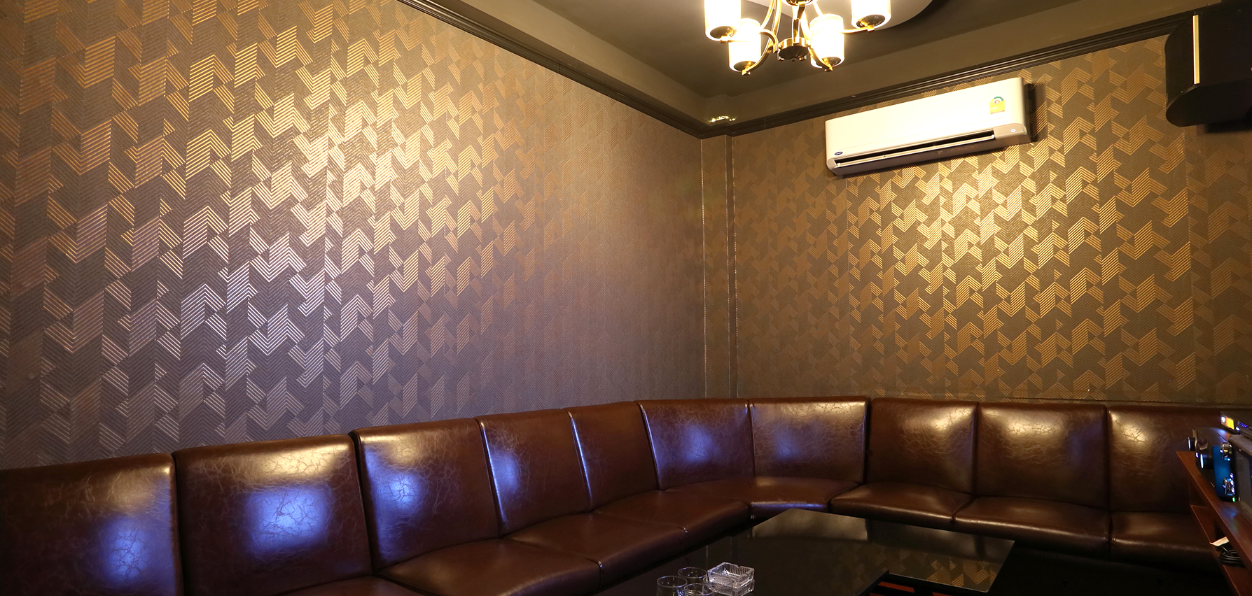 3rd floor private karaoke room